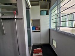 Blk 892 Tampines Avenue 8 (Tampines), HDB Executive #585615521